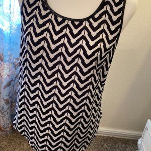 Blouse,polyester,black and white, with leather trim zipper on back